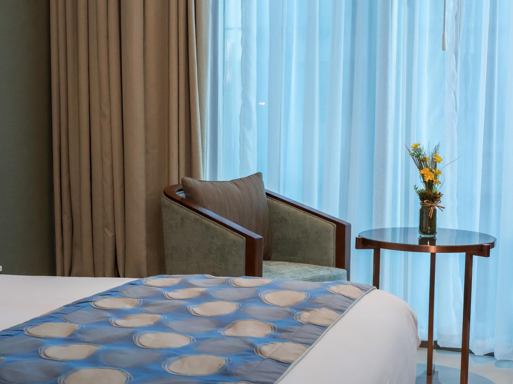 מנאמה The Seven Hotel מראה חיצוני תמונה